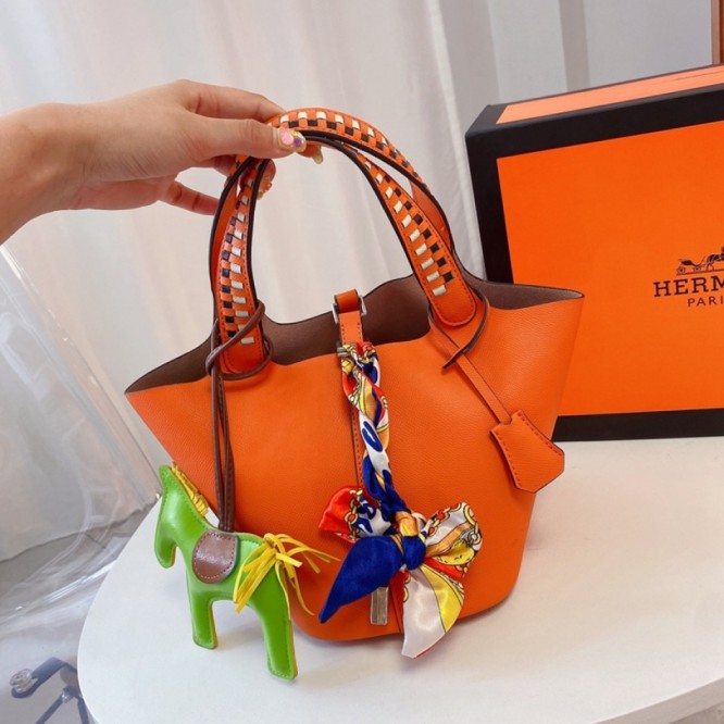 Hermes エルメス ☆ 2021年最新なクラシックな 手提げ袋